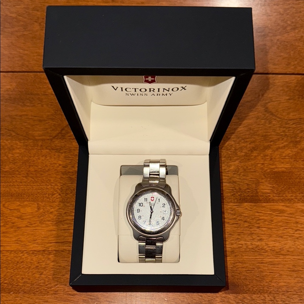 Silver Men's Swiss Army Watch